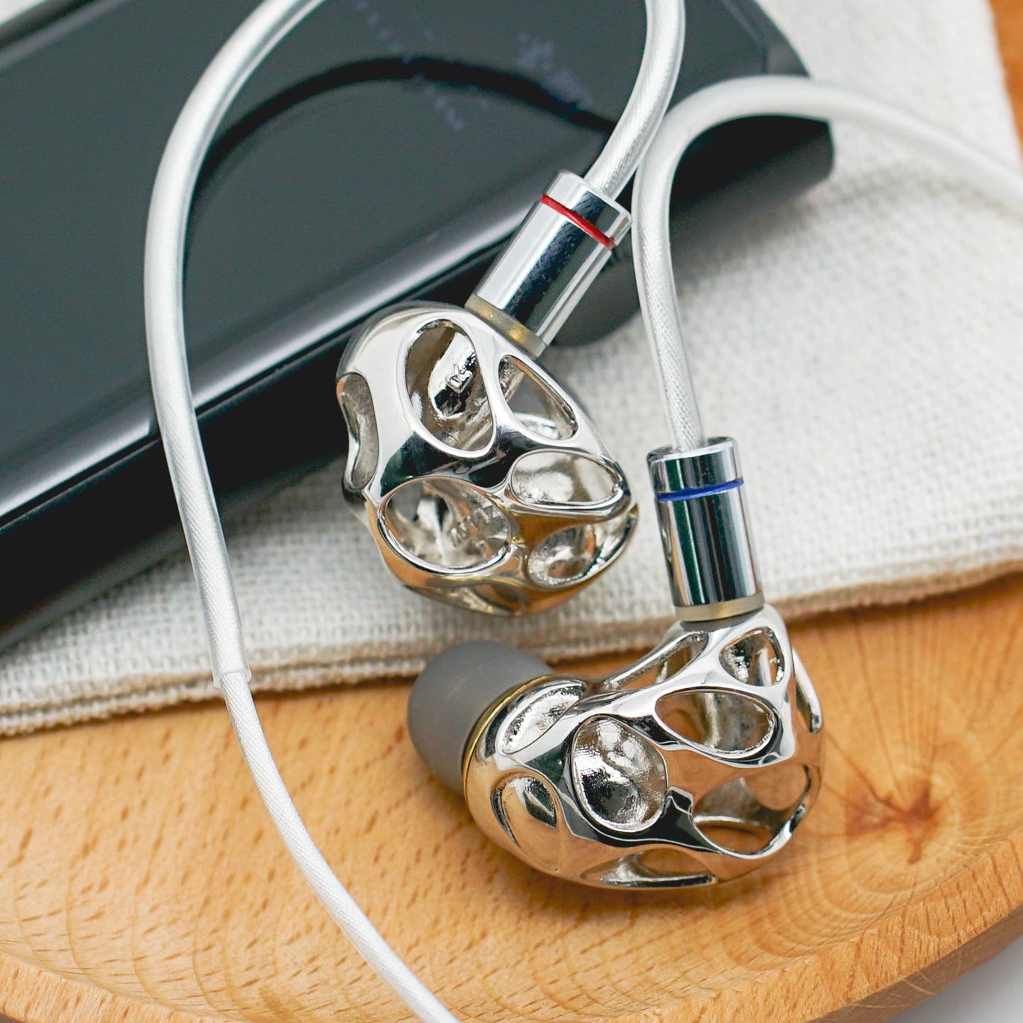 BLON BL-A8 Flagship Metal Hollow Earphone