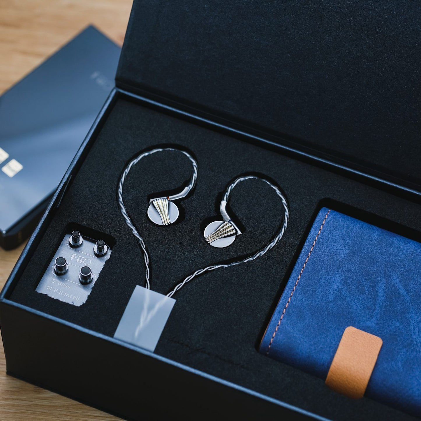 FiiO FD7 Pure Beryllium Diaphragm Dynamic Driver IEMs