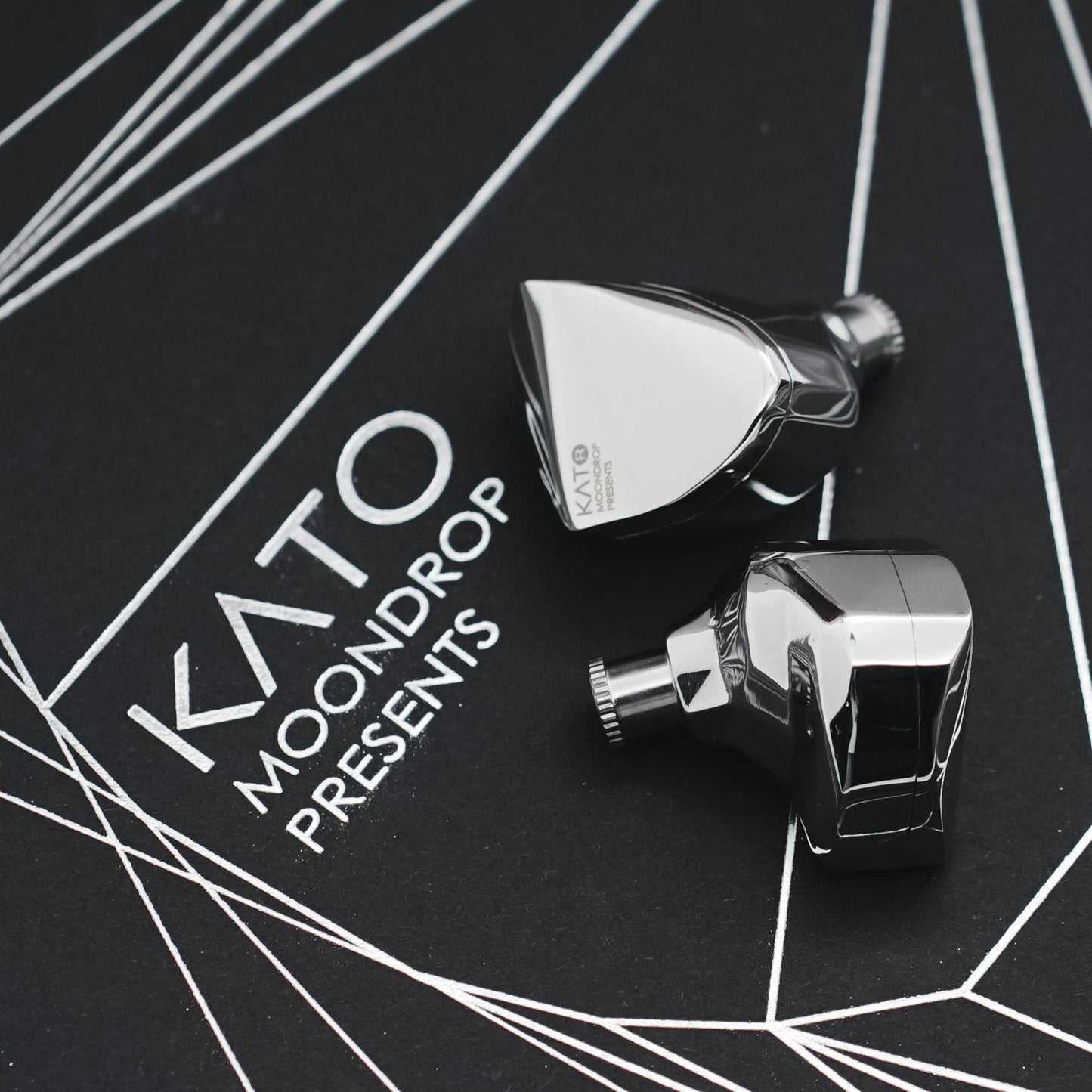 Moondrop Kato Flagship ULT Dynamic Driver In Ear Earphone